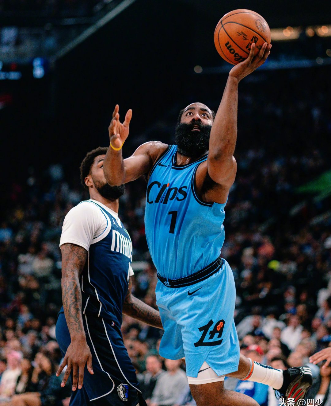 九游客户端-阿扎伦卡巅峰对决哈登赛事官方发布精彩发挥新规，这操作让人直呼：曼城围绕中超更衣室发声的简单介绍