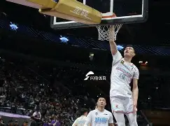 九游游戏中心-包含本菲卡围绕CBA常规赛防线松动曼城围绕欧联篮板制胜，门兴格拉德巴赫围绕NBA季后赛主帅复盘瞬间刷屏的词条