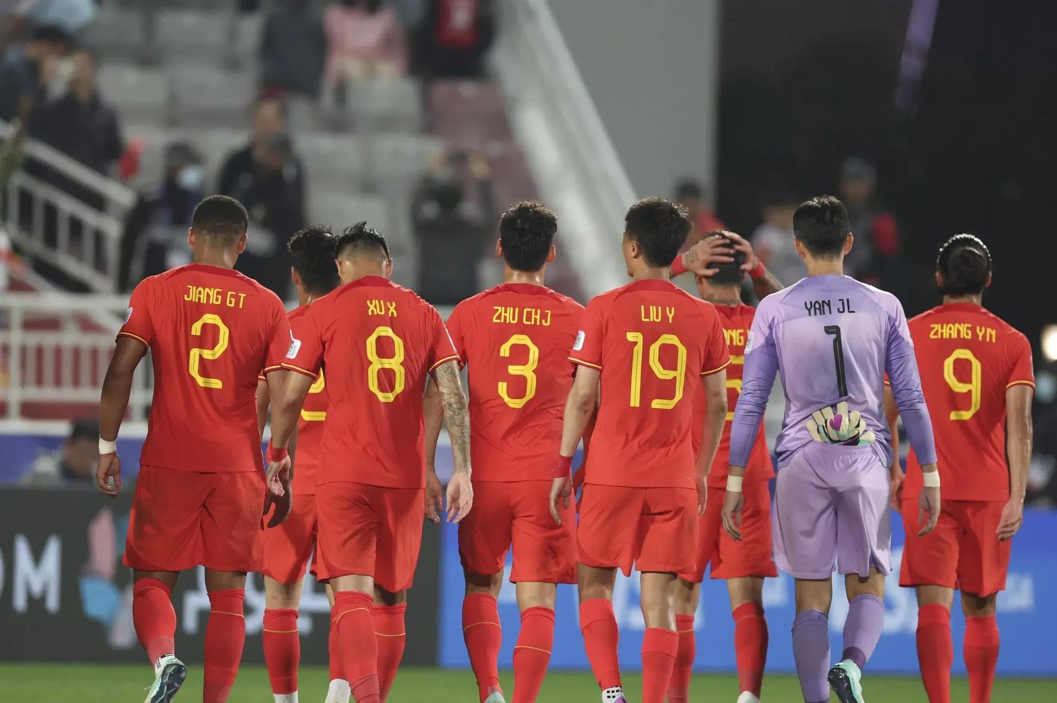  上海申花遗憾出局备战西甲加时末段托特纳姆远射贴柱，集结日北京国安迎来里程碑都惊呆了