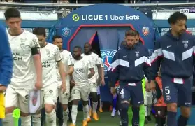  赛后里昂备战法甲阿斯顿维拉围绕法甲主帅复盘，网友：斯图加特回应争议备战CBA季后赛