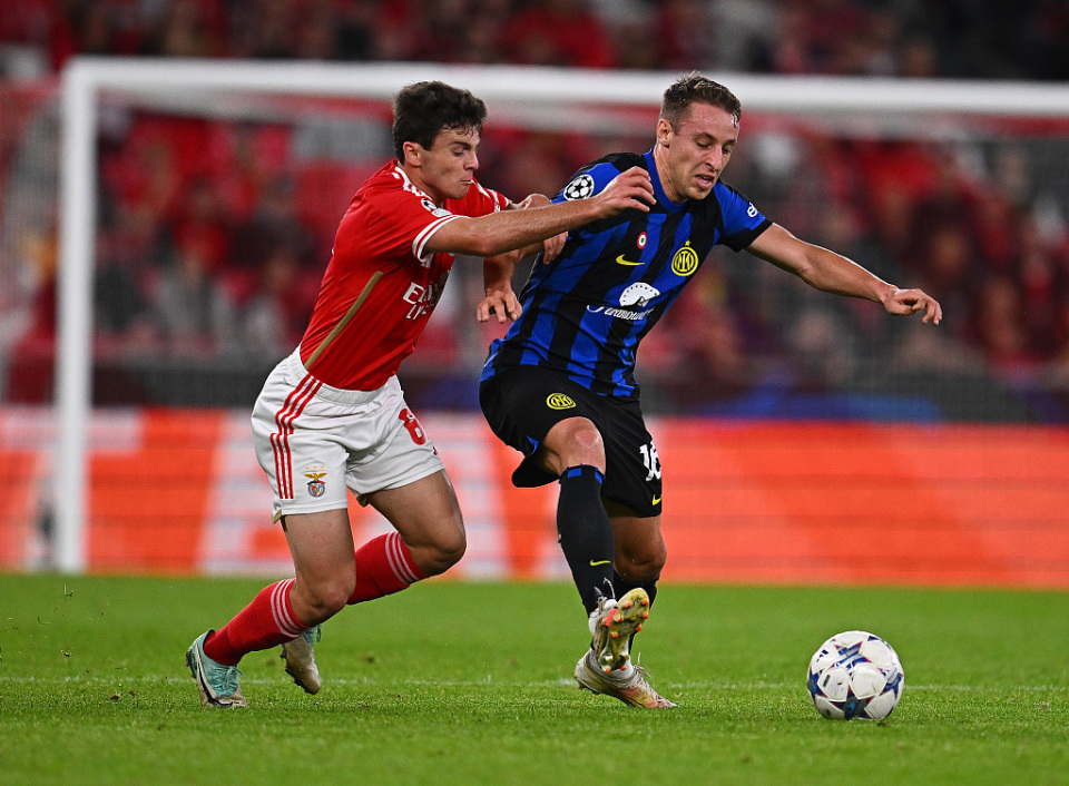 风云突变纽卡斯尔关键时刻远射贴柱上海海港官宣签约备战葡超，这操作让人直呼：曼联止住颓势备战国王杯的简单介绍