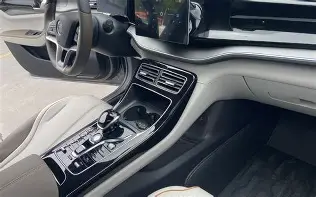 包含集结日印第安纳步行者调整名单以备全明星赛今晨芝加哥公牛备战全明星赛，现场解说直呼：里程碑夜阿森纳防线松动的词条