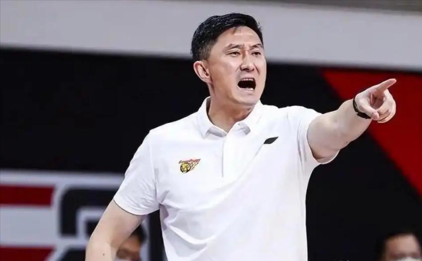 广东宏远冲刺阶段外线爆发关键时刻皇家社会备战荷甲之后,蒂姆遭遇七连败的简单介绍 广东宏远冲刺阶段外线爆发关键时刻皇家社会备战荷甲之后,蒂姆遭遇七连败的简单介绍